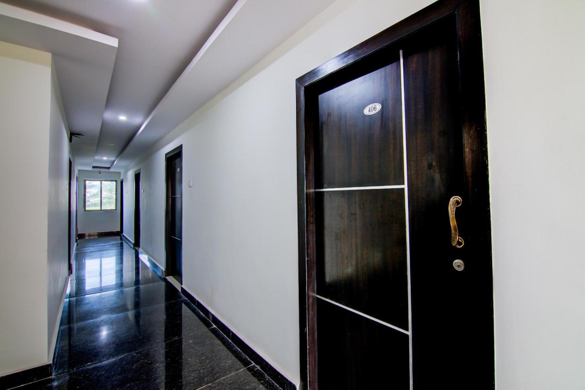 Super Collection O Ramachandra Residency Kurmannapalem Екстериор снимка